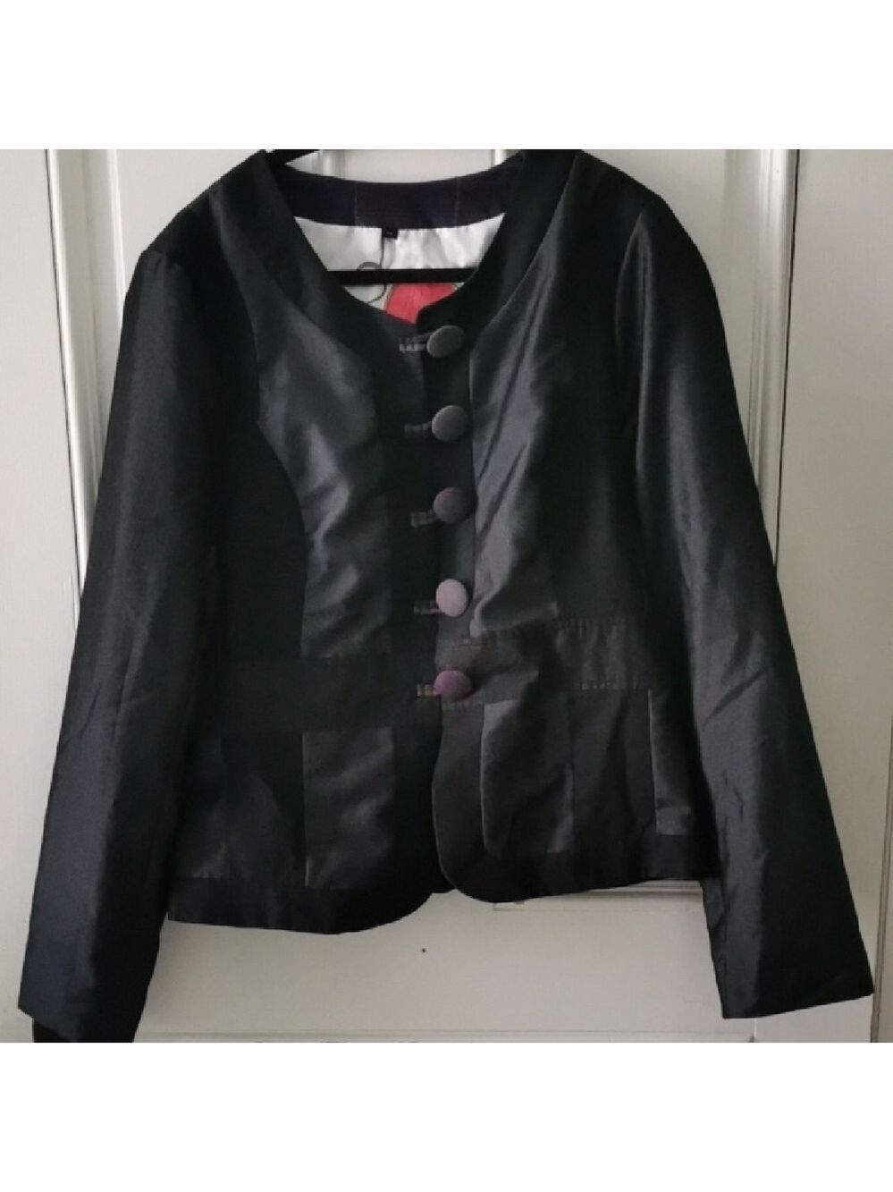 Unique St. Martins Fairytale embroidered fairy black blazer  style. Size XL 🧚